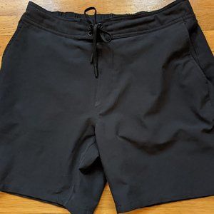TEN THOUSAND FOUNDATION SHORT  7"  BLACK